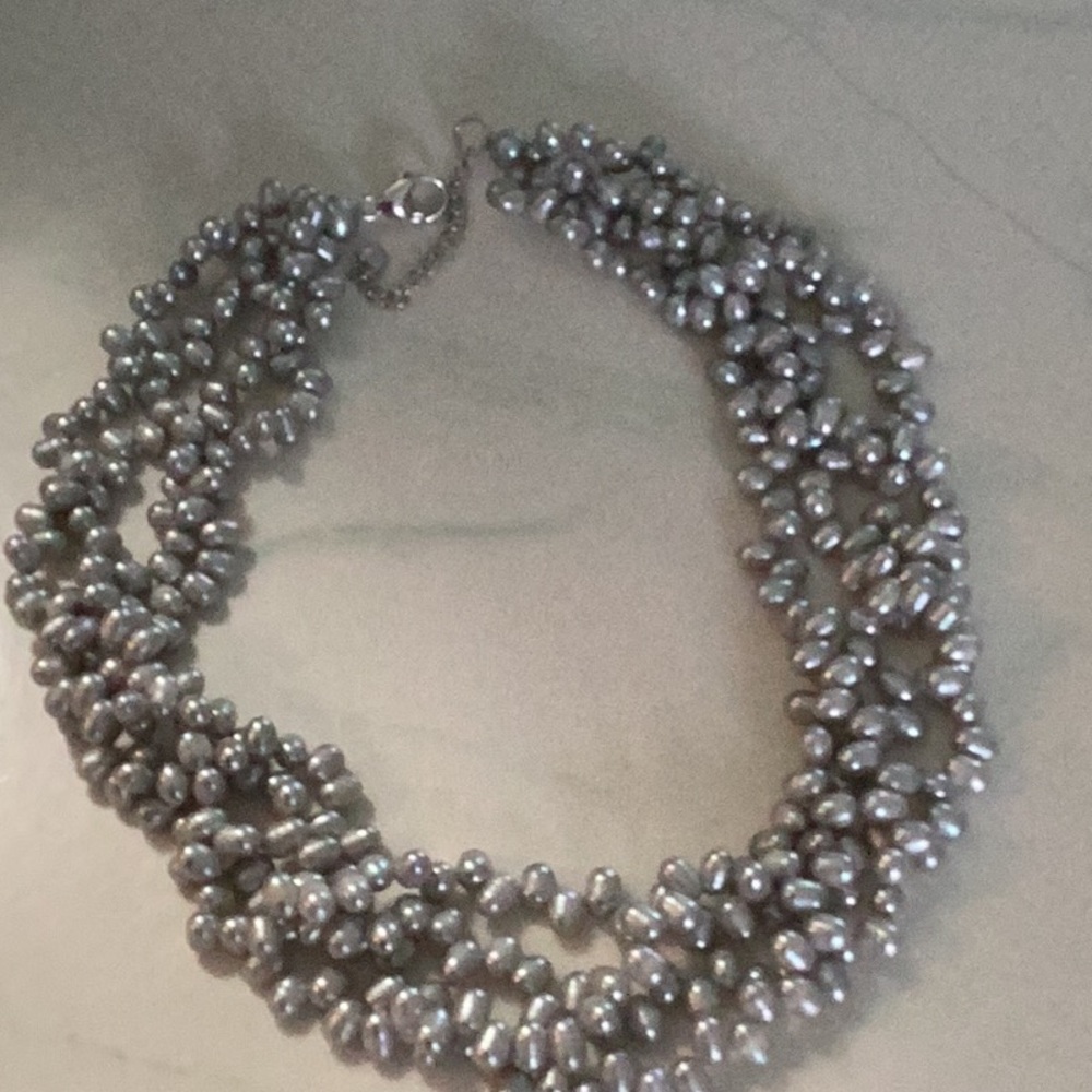 Elegant Silver Pearl Necklace - Picture 2 of 2